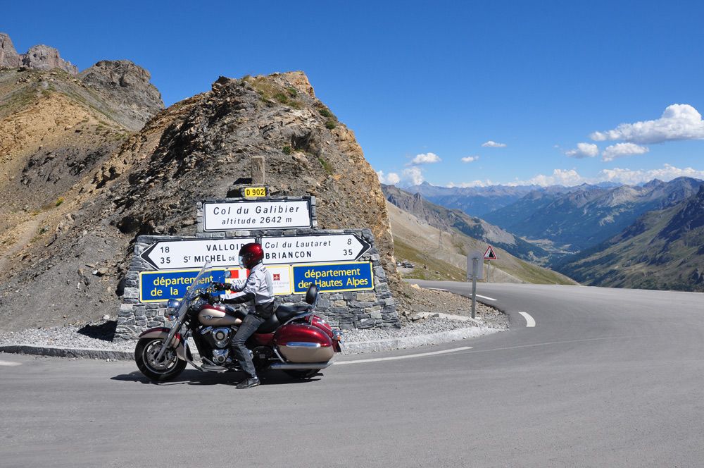 Voyage moto alpes