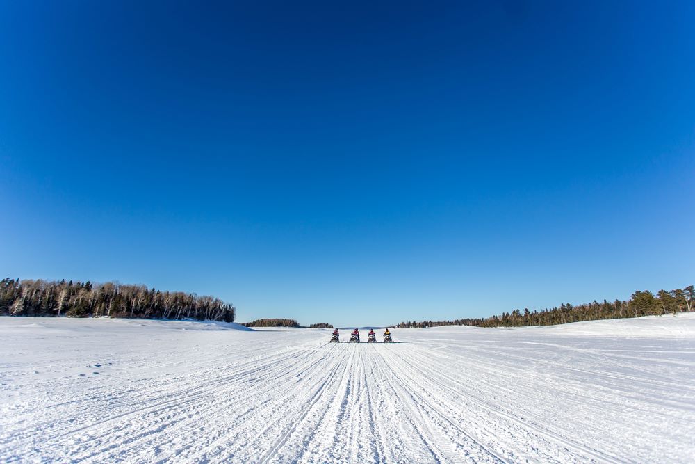 Voyage motoneige Canada