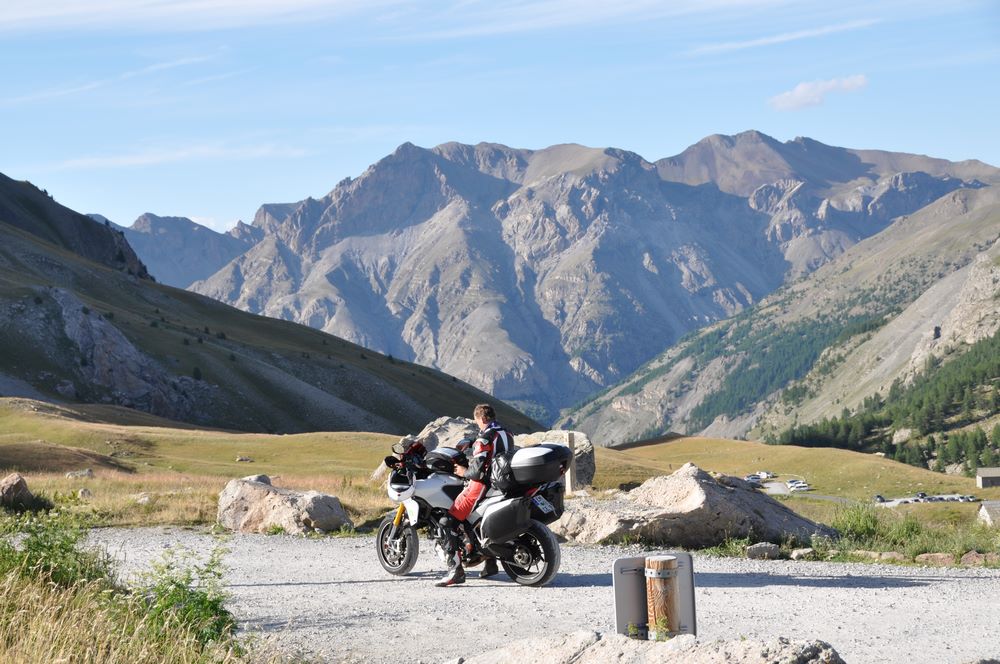 Cols des Alpes en moto