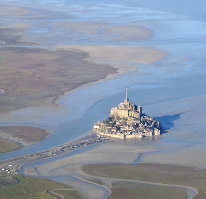 mont saint-michel en moto