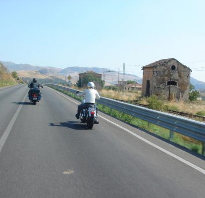 Sicile historique en moto